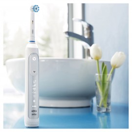 Электрическая зубная щетка Braun Oral-B Genius D701.515.6XC White