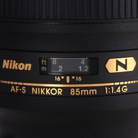 Объектив Nikon AF-S NIKKOR 85mm f/1.4G